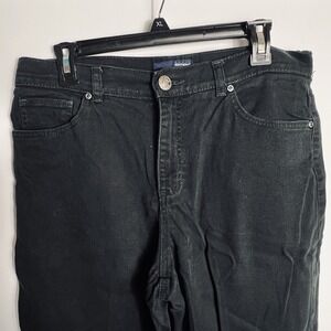 Basic Editions Women's Size 8 Short Black Classic Fit Straight Leg‎ Jeans
